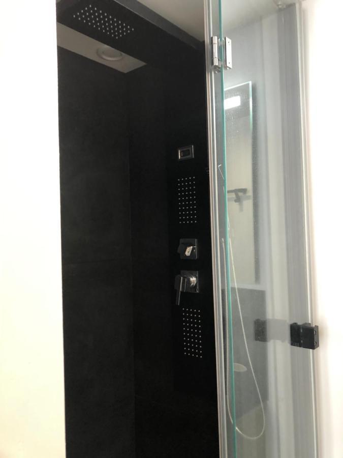 Charmant studio de 20m2 en hypercentre de Toulouse Exterior foto